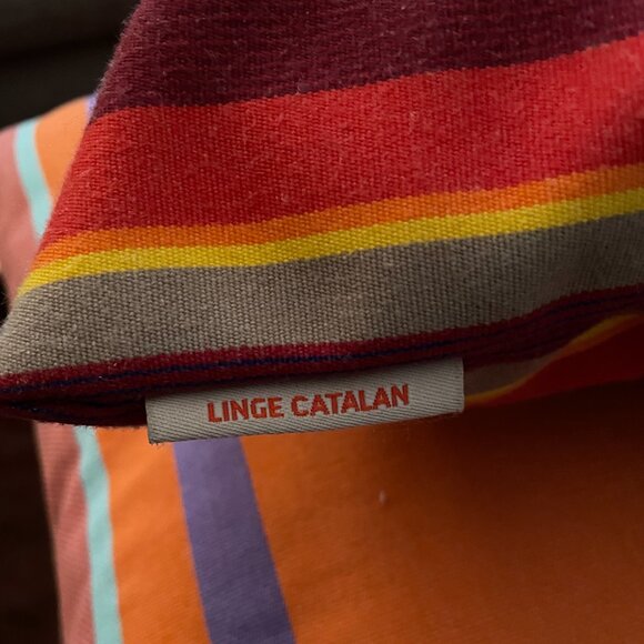 Set of 4, Sunbrella indoor /  outdoor fabric pillows - Picture 3 of 7